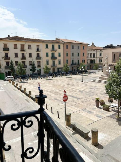 Civico 21 Living - Tuscan Loft فيوتشيتشيو المظهر الخارجي الصورة